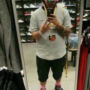 Meet your Posher, Jeremy